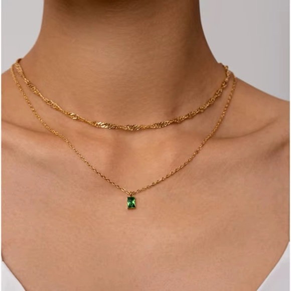 18K Gold Plated - Green Pendant Necklace - Gold Jewelry - Picture 4 of 7
